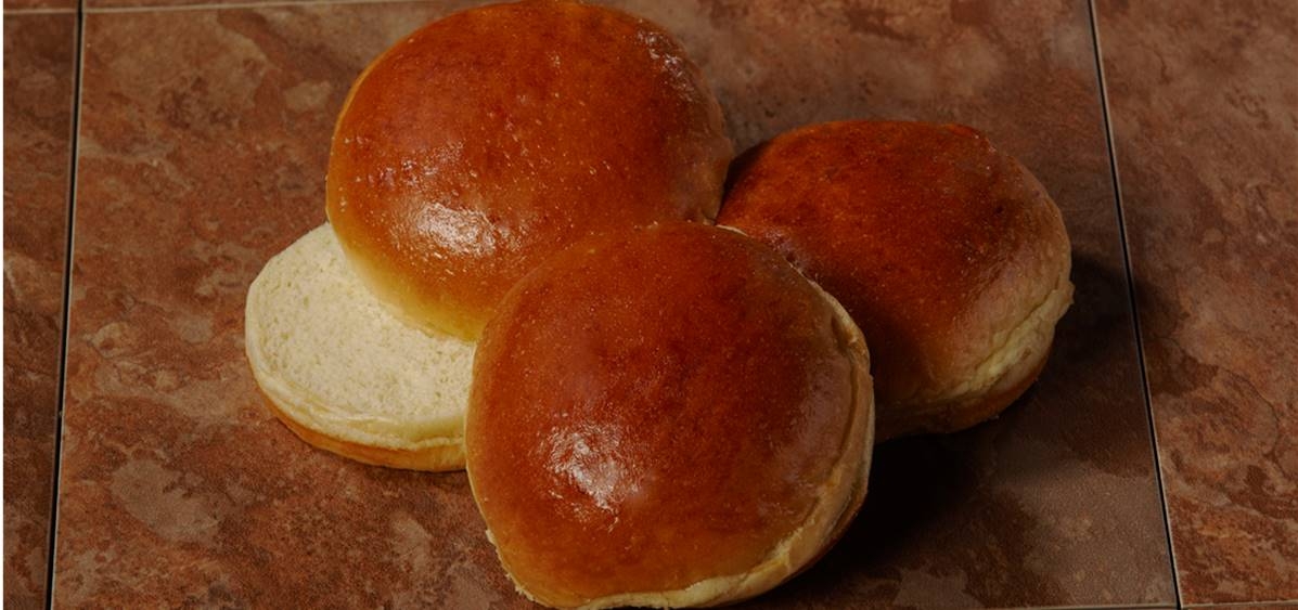 Gonnella Baking 4 inch Brioche Hamburger Bun -- 120 per case.