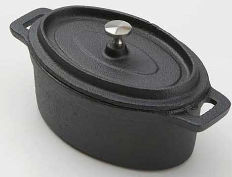 American Metalcraft Mini Round Cast Iron Casseroles with Handle and Lid, 6 x 4 x 2 1/2 inch