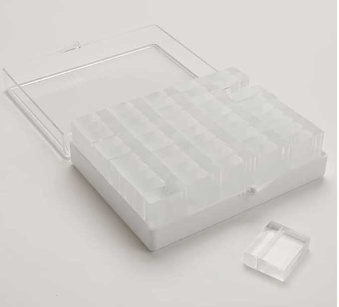 American Metalcraft Rectangle Acrylic Card Holder Set, 1 1/4 x 1 x 1/4 inch -- 1 set