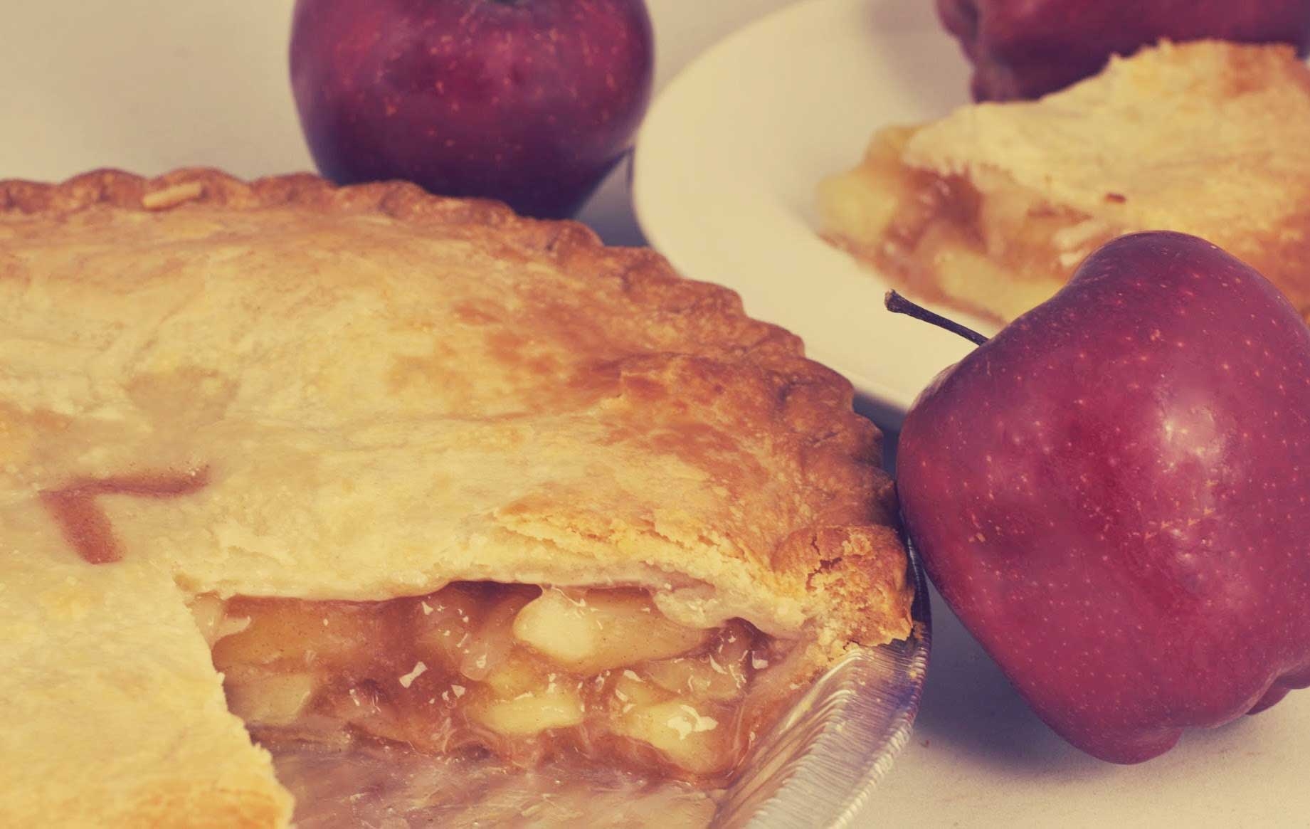 Foxtail Foods Unbaked Apple Pie, 46 Ounce -- 6 per case.