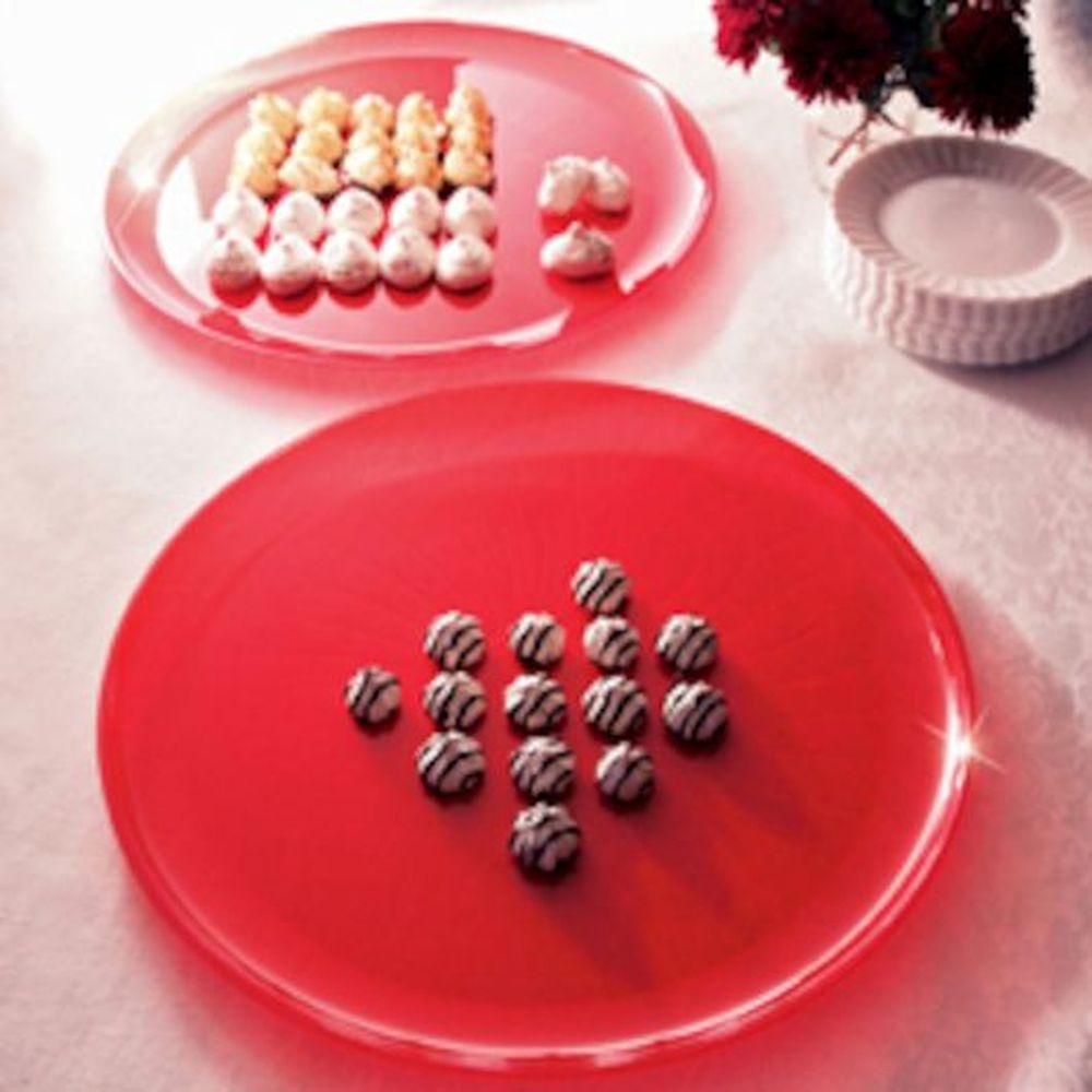 Party Tray Plastic Red Holiday 12 inch Round Tray, 25 count - 25 per case