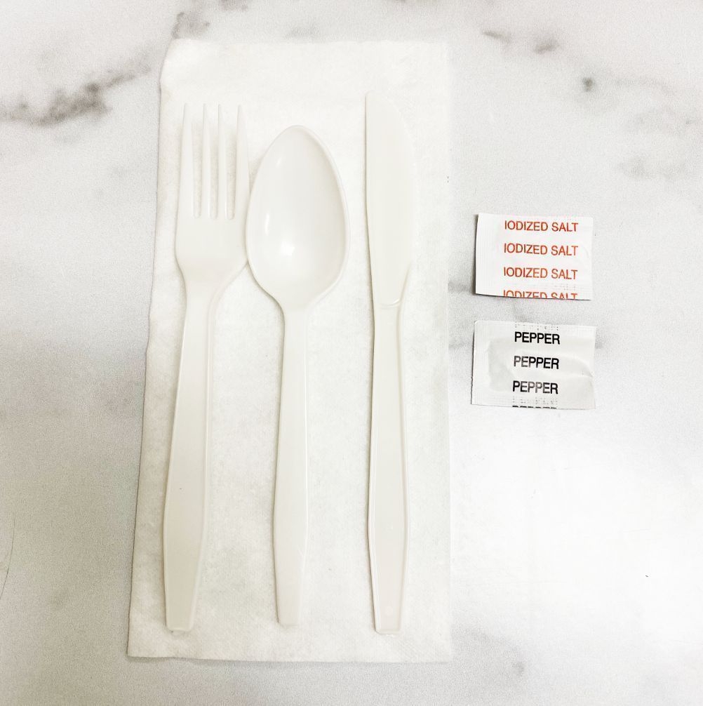 Poly King White Heavy Weight Polypropylene Meal Kit -- 250 per case.