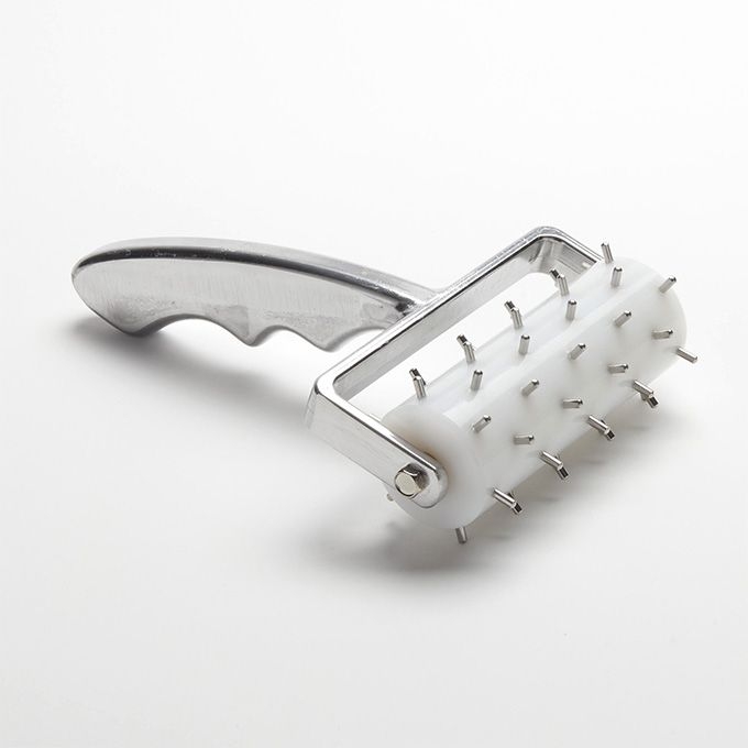 American Metalcraft One Wheel Casted Handle Dough Docker, 6 x 7 1/2 inch